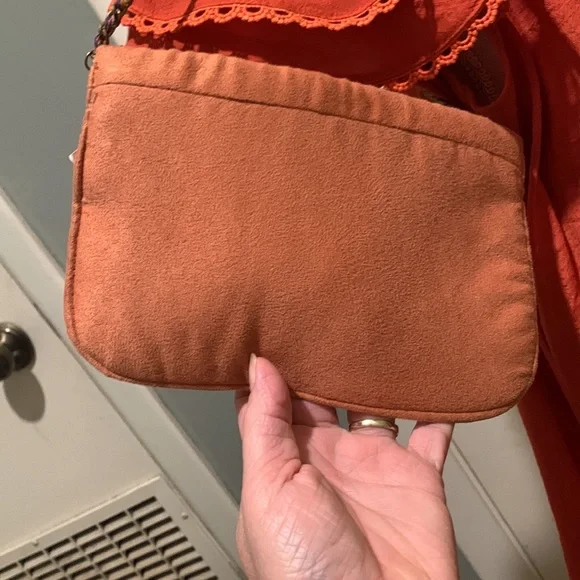 Cute fabric and bead purse - Picture 4 of 9